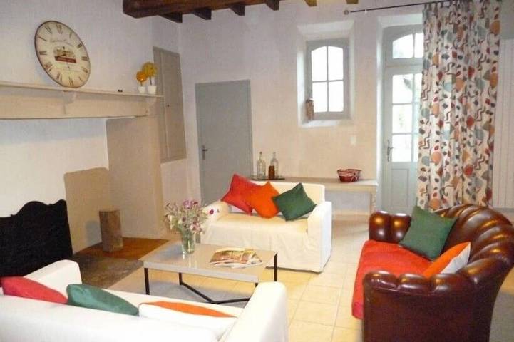 Gîte pour 7 personnes, avec Terrasse et Jardin