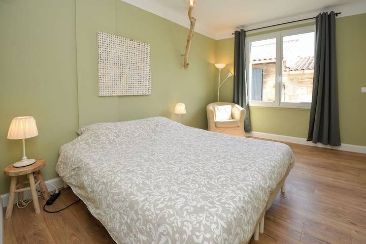 Location de vacances pour 2 personnes, avec balcon à Beaucaire - 2