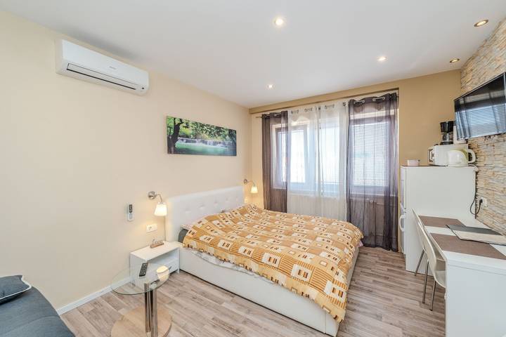 Hotel für 4 Personen, mit Pool und Sauna sowie Kinderpool in Dalmatien - 2