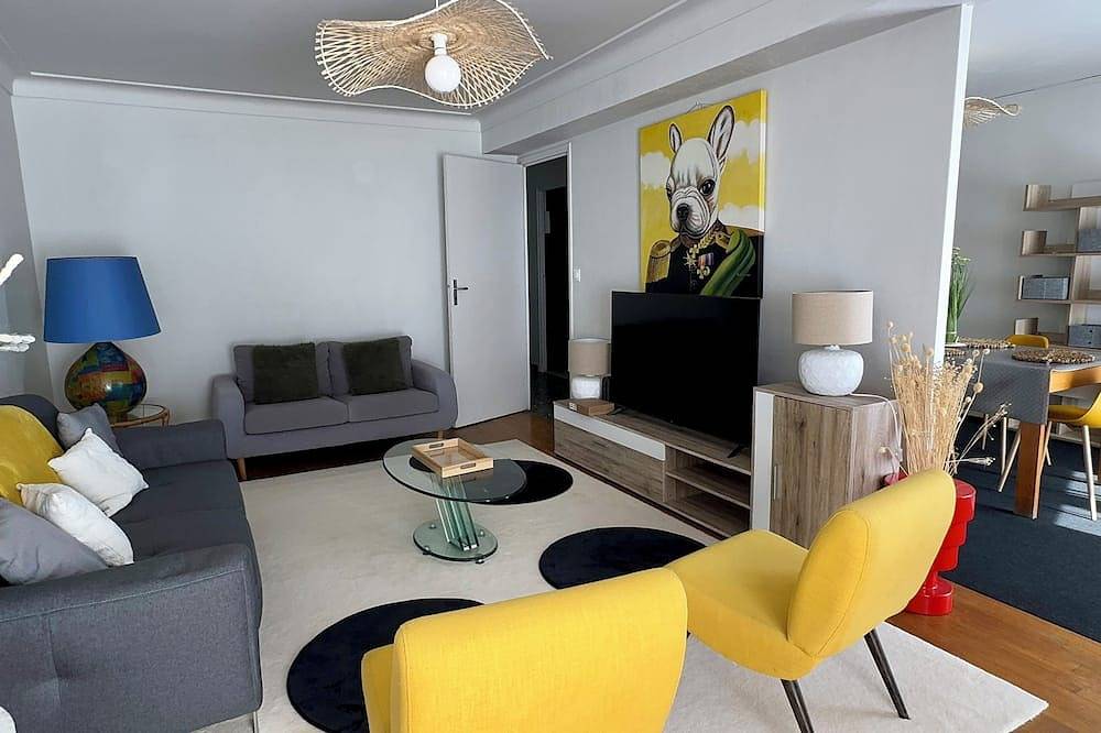 Entire apartment, Esprit Maison Anatole, Experience Cahors as if you were at home! in Cahors, Lot