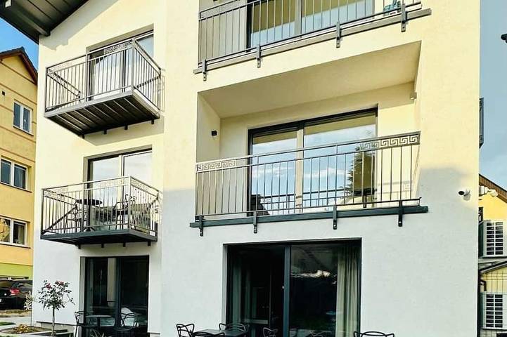 Ferienhaus für 16 Personen, mit Garten