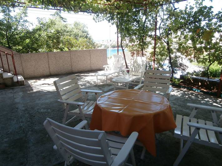 Ganze Wohnung, Wohnung mit Balkon und Meerblick in Okrug Gornji, Ciovo