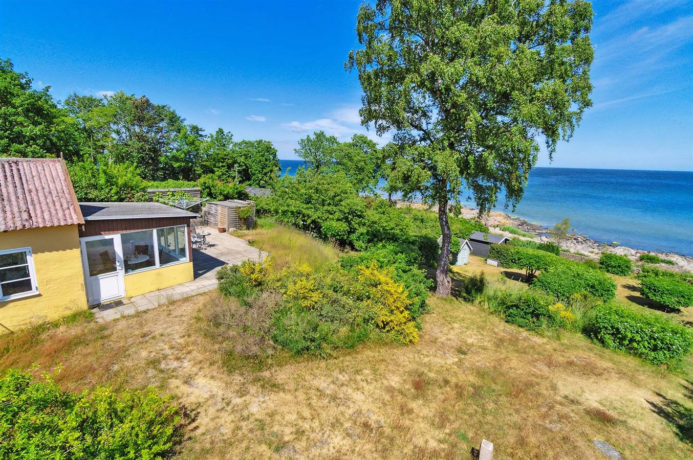 Ganze Wohnung, Pet friendly apartment in Allinge with house sea view in Sandkås, Allinge