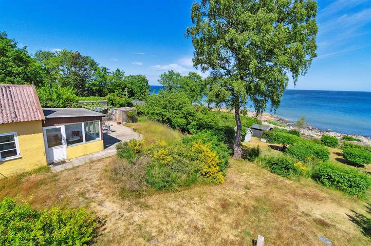 Ferielejlighed for 4 personer, med terrasse, husdyr tilladt i Allinge-Sandvig