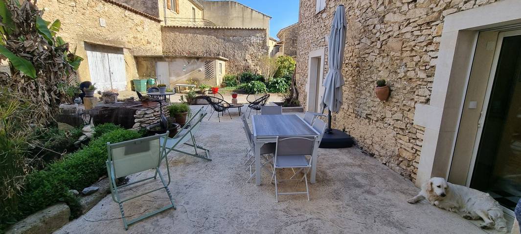 Chambre d’hôte pour 2 personnes, avec jardin ainsi que piscine et jacuzzi dans le Gard - 4
