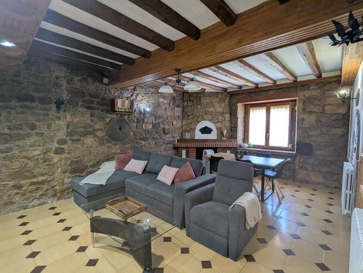 Gîte pour 8 personnes, avec Terrasse à Vinuesa