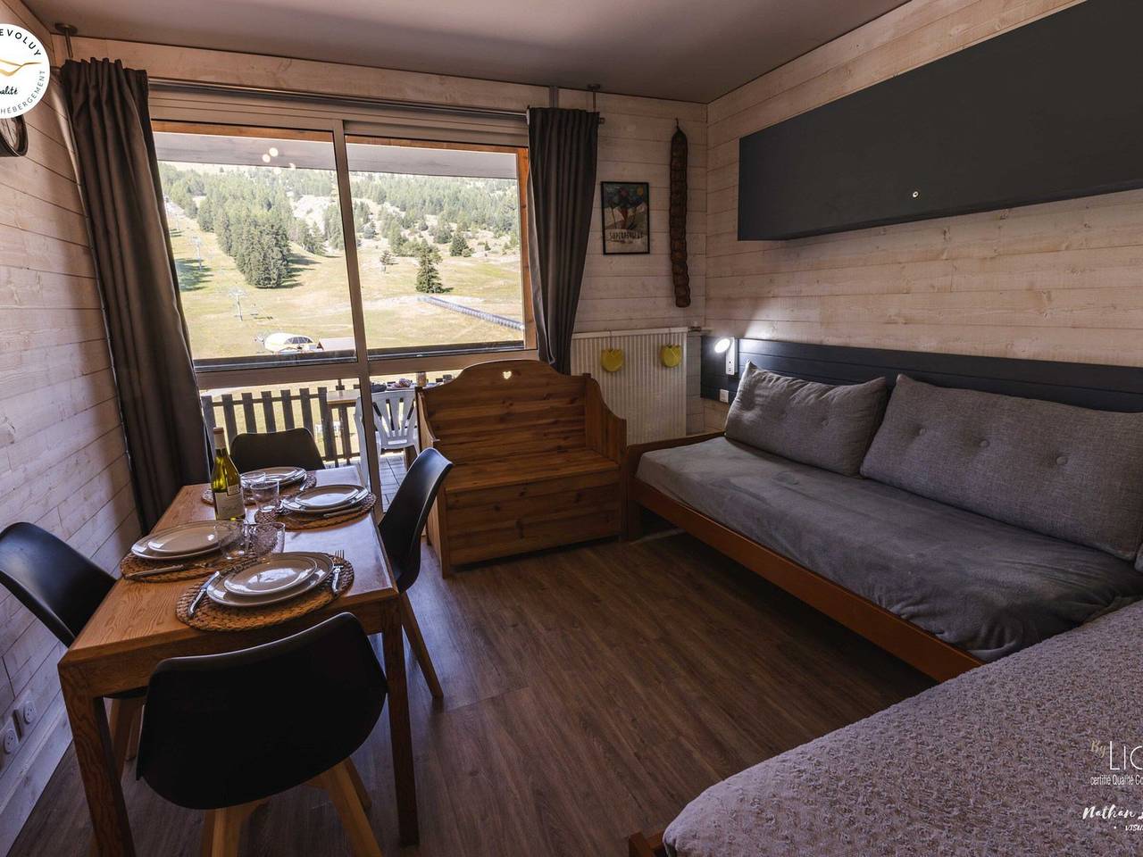 Studio entier, Studio rénové au pied des pistes, 4 pers, balcon, cuisine équipée in Saint-Étienne-en-Dévoluy, Le Dévoluy