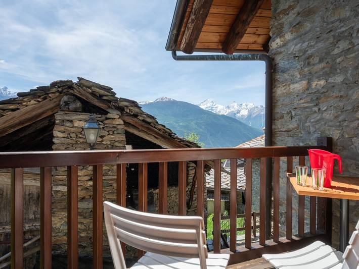 Gîte pour 6 personnes, avec balcon dans Vallée d'Aoste - 3