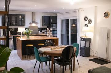 Location de vacances pour 6 personnes, avec jardin dans Hasnon