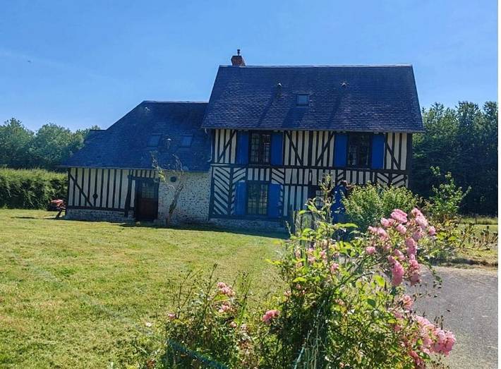 Location de vacances pour 6 personnes, avec terrasse, animaux acceptés à Reux