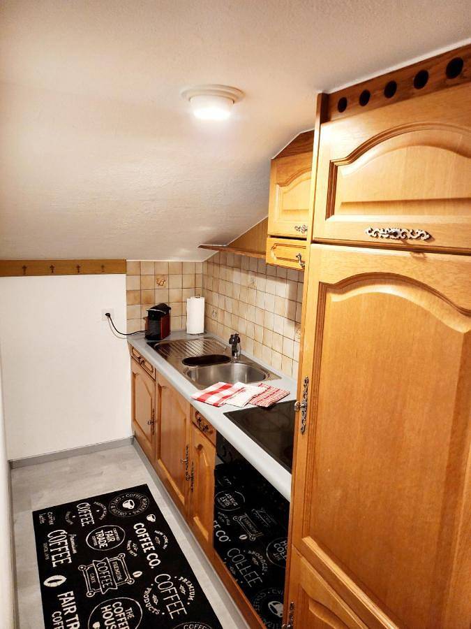 Gîte pour 2 personnes, avec jardin et vue, adapté aux familles à Trun - 4