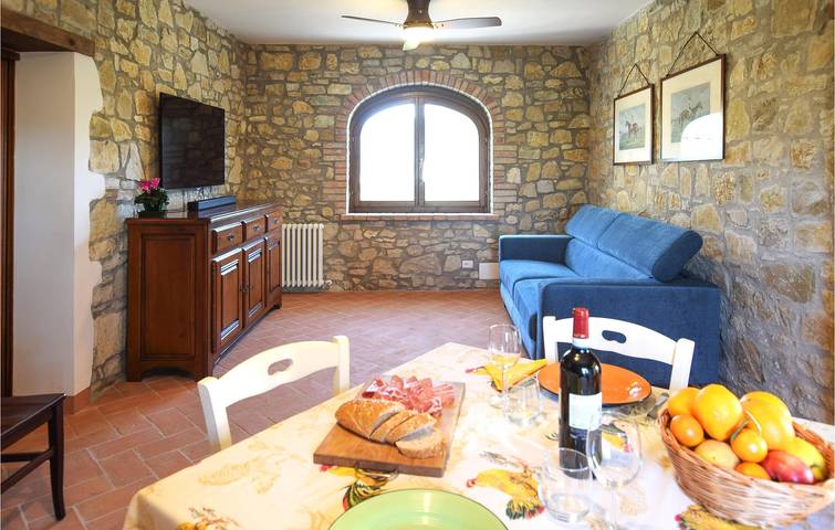 Apartamento vacacional entero, Acogedor apartamento de 70 m2 con aparcamiento, jardín e Internet - A 1,5 km del río Nestore in Marsciano, Provincia de Perugia