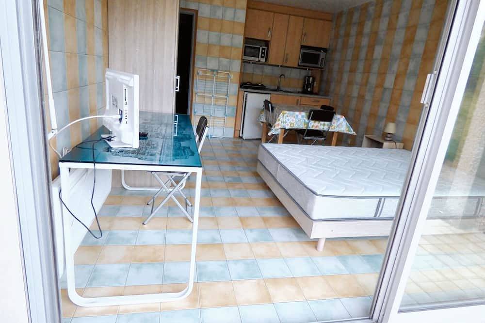 Apartamento entero, Homerez - Estudio encantador en Brioude – 25 m² con terraza y aparcamiento in Brioude, Macizo Central