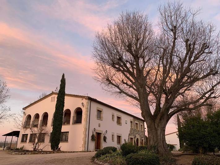 Casa rural para 3 personas, con Terraza y Jardín además de Piscina y Vistas en Bescanó - 3