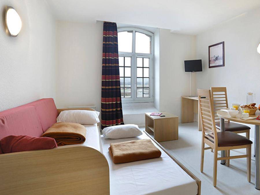 Résidence Les Demeures Champenoise - Appartement 4 personnes - Appartement 2 pièces 4 personnes in Épernay, Marne