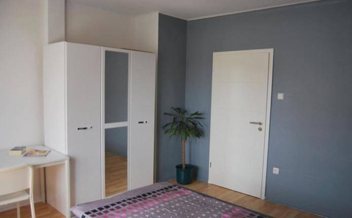 Appartement entier, Apartment with Terrace in Pirmasens, Arrondissement du Palatinat-Sud-Ouest