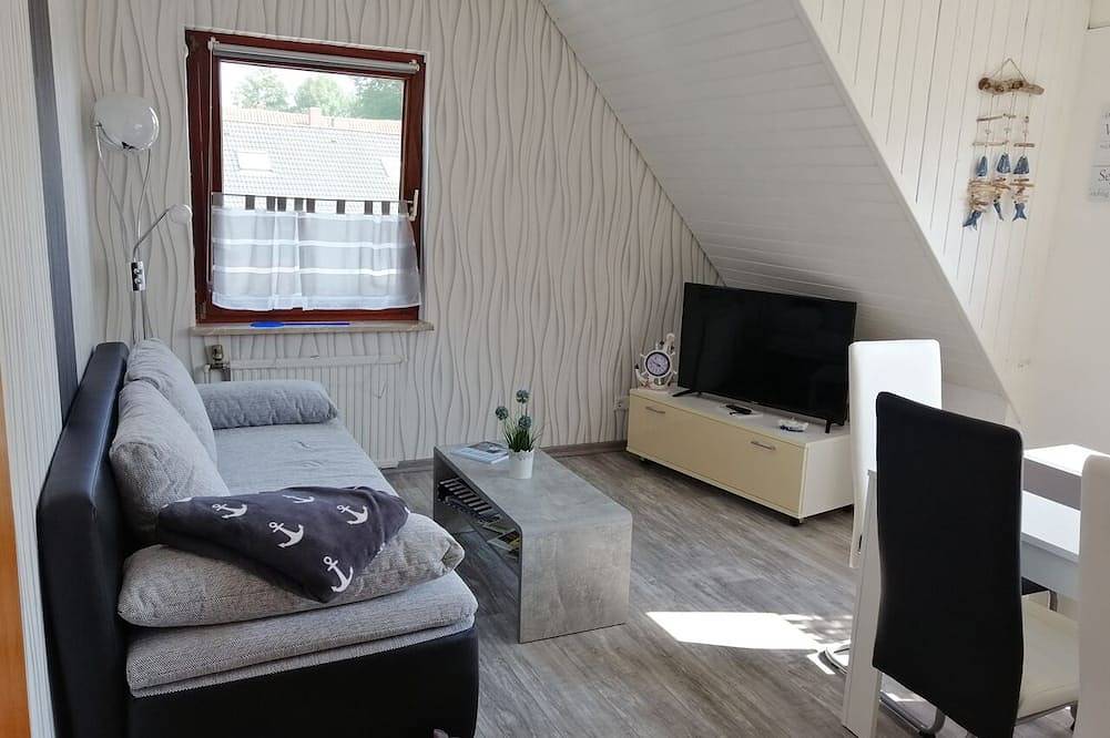 Ruhig gelegene Ferienwohnung in Deichnähe in Wremen, Cuxland