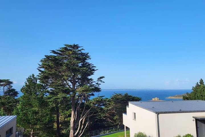 Gîte pour 6 personnes, avec jardin et vue, adapté aux familles dans Plage de Port-Mabo - 2