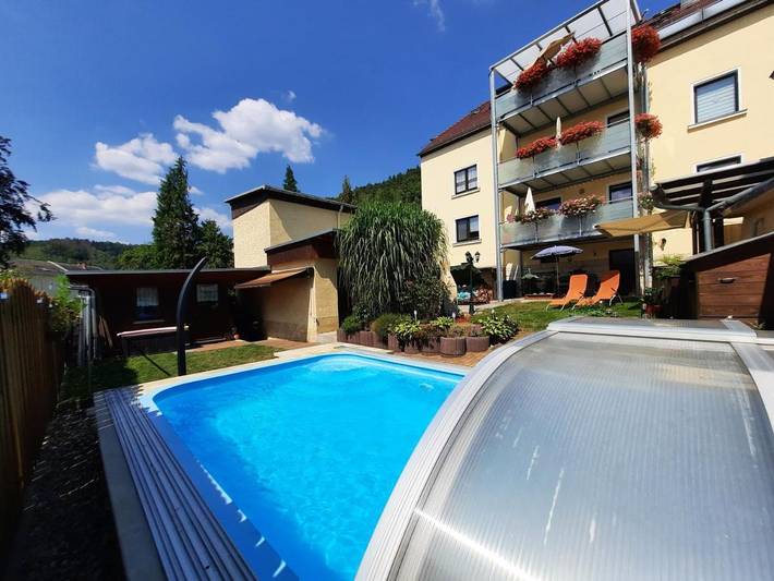 Ferienwohnung für 6 Personen, mit Garten und Pool, mit Haustier in Rathmannsdorf