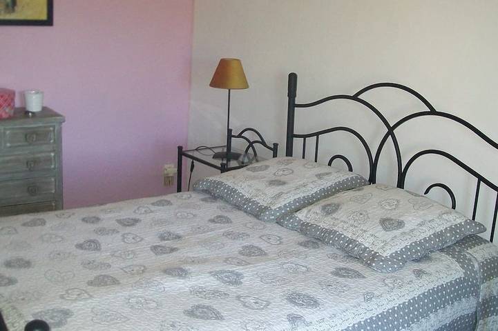 Location de vacances pour 5 personnes, avec jardin et terrasse, animaux acceptés à Vachères - 2