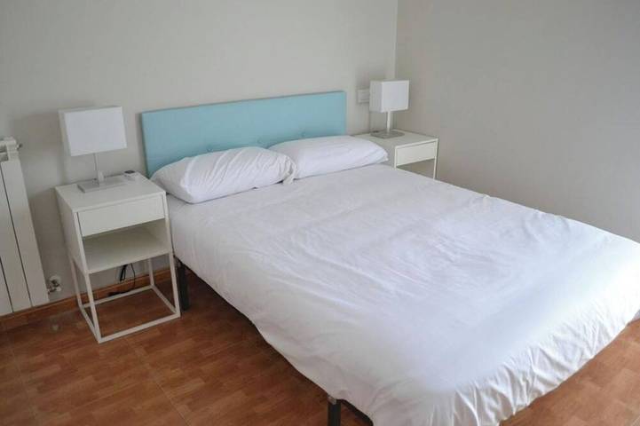 Gîte pour 9 personnes, avec jardin ainsi que terrasse et piscine à El Viso de San Juan - 4