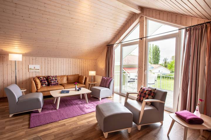 Ferienhaus für 6 Personen, mit Garten und Balkon sowie Sauna, kinderfreundlich in Neustadt in Holstein - 2