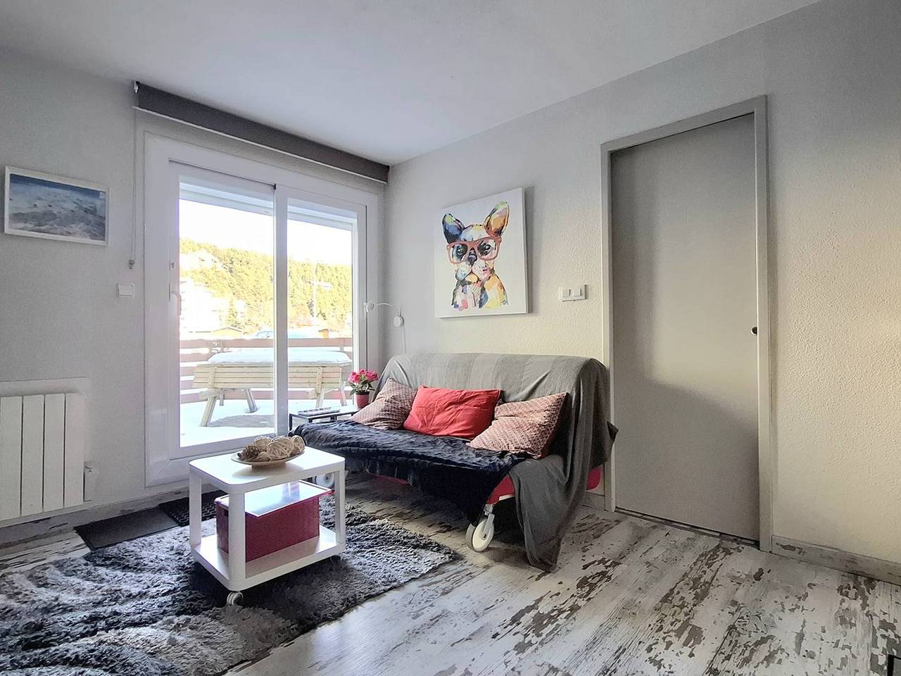 Studio entier, Studio cabine fonctionnel avec jardinet à Bolquère in Bolquère, Parc naturel régional des Pyrénées catalanes