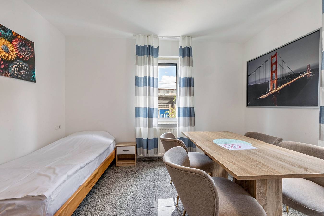 Ganze Wohnung, Apartment 'Ferienwohnung Auf Der Welt Zuhause' mit Wlan in Göppingen, Landkreis Göppingen