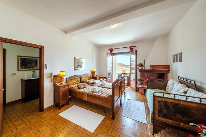 Chambre d’hôte pour 3 personnes, avec Terrasse et Jardin