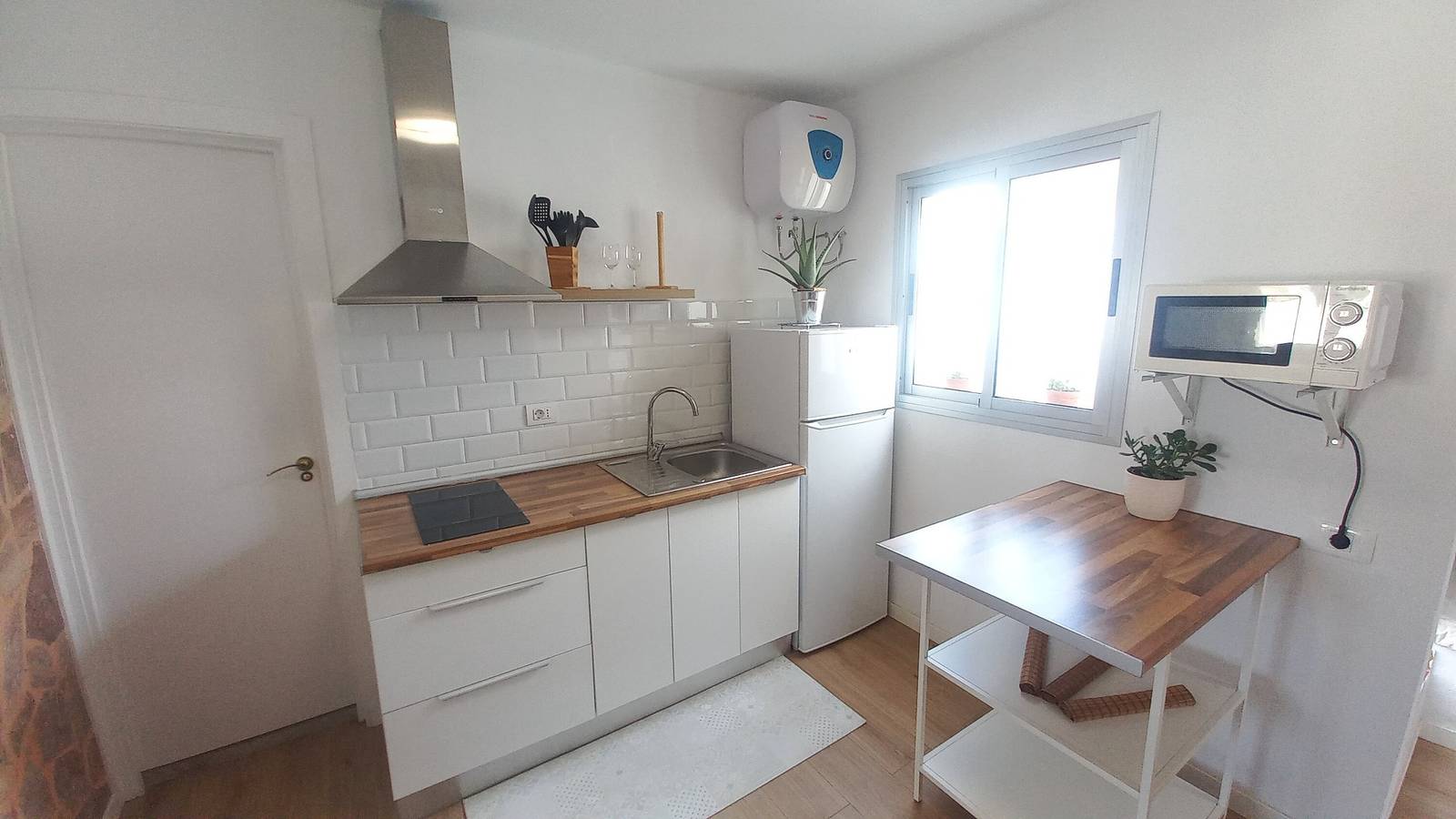 Apartamento entero, Apartamento Vacacional 'Welcome La Tercera' con Vistas al Mar, Terraza Privada y Wi-Fi in Valle de Agaete, Agaete