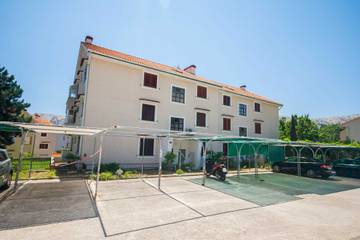 Ferienwohnung für 3 Personen in Baska, Krk, Bild 1