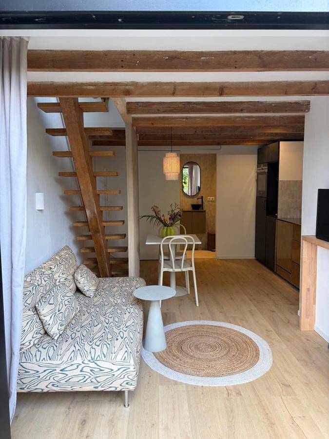 Chambre d’hôte pour 2 personnes, avec jardin et vue, animaux acceptés dans Broek in Waterland
