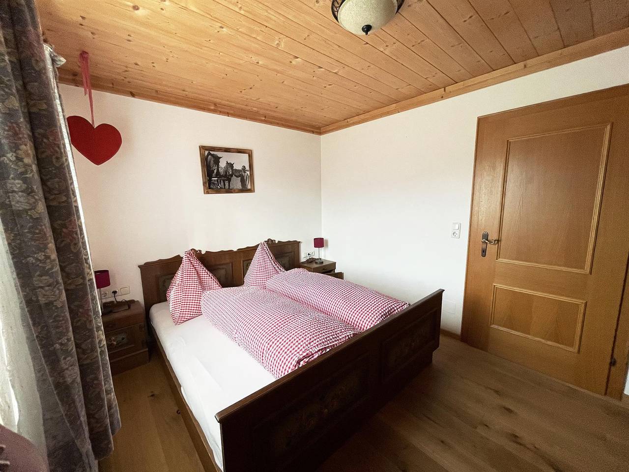 Apartment "Schwalbenwand"/2 Schlafräume/Dusche, Wc in Saalfelden, Saalfelden am Steinernen Meer