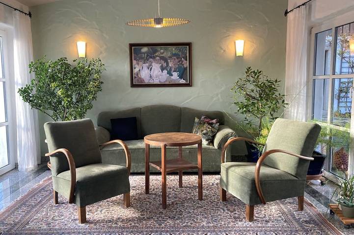 Ferienwohnung für 4 Personen, mit Balkon und Garten sowie Sauna