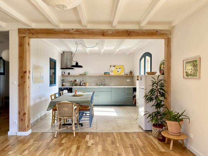 Gîte pour 8 personnes, avec piscine ainsi que terrasse et jardin à Saint-Jean-de-Fos - 3