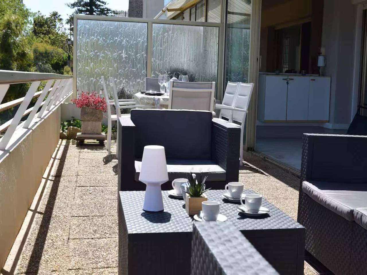 Apartamento entero, Apartamento en Golfe Juan con vista al mar in Vallauris, Region de Cannes