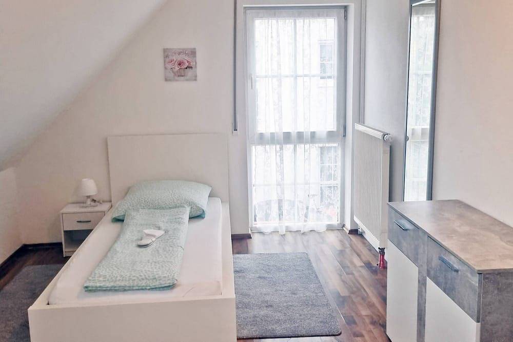 Haus Bodensee Direkt an der Stadtgrenze München in Germering, Oberbayern