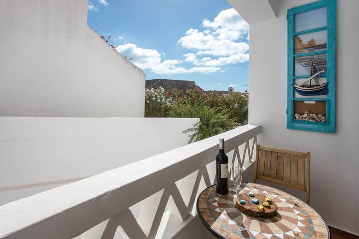 Entire apartment, Comfortable Holiday Apartment "Refúgio na Praia Da Luz" Close to the Beach in Praia da Luz, Luz