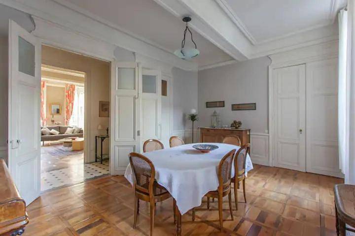 Double Room with Private Bathroom in Grenoble, Isère