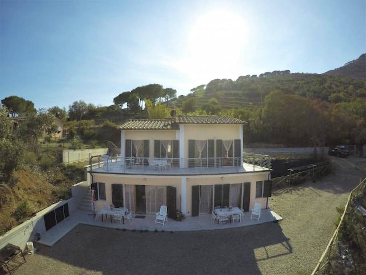 Entire apartment, Exclusive apartment with terrace - Villa Francesca - Bilo C in Rio Nell'elba, Elba