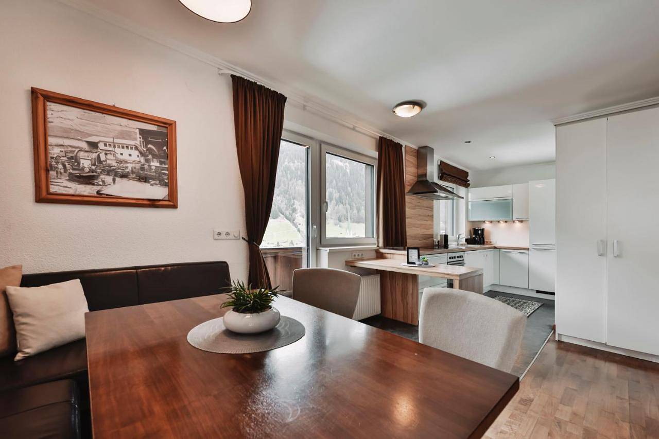 Geheel appartement, Chalet Sofie in Ischgl, Verwall 