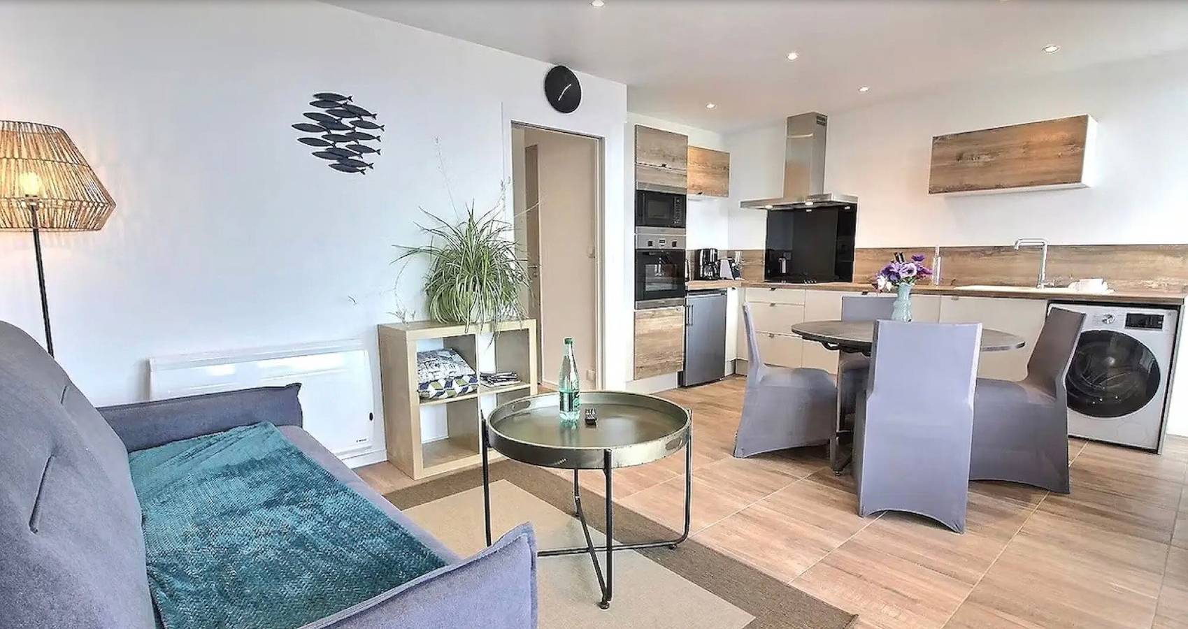 Ganze Wohnung, Appartement 'Gîte Bréhat' mit Meerblick, privater Terrasse und Wlan in Perros-Guirec, Rosa Granitküste