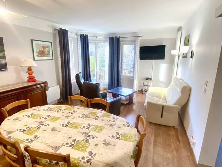 Appartement entier, F3 moderne à Amélie-les-Bains avec parking et wifi in Amélie-les-Bains-Palalda, Côte méditerranéenne (France)