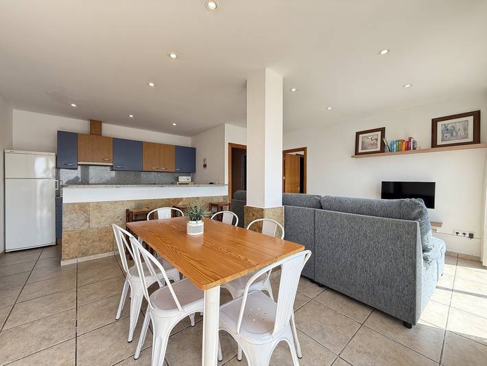 Ferienwohnung für 6 Personen, mit Balkon/Terrasse, mit Haustier in Roses - 4