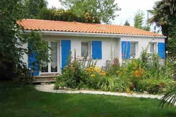 Gîte pour 2 personnes, avec jardin, animaux acceptés à Port-des-Barques