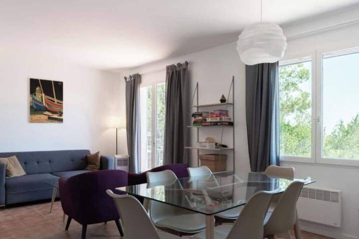 Location de vacances pour 6 personnes, avec jardin et terrasse, animaux acceptés à Siran