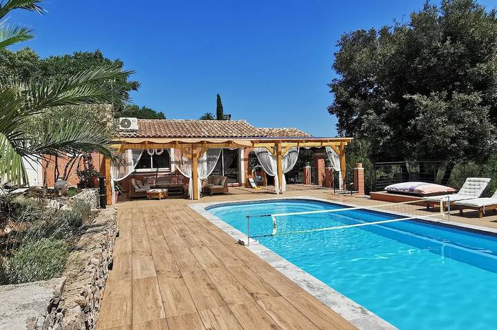 Villa pour 13 personnes, avec jacuzzi et jardin, animaux acceptés - 1