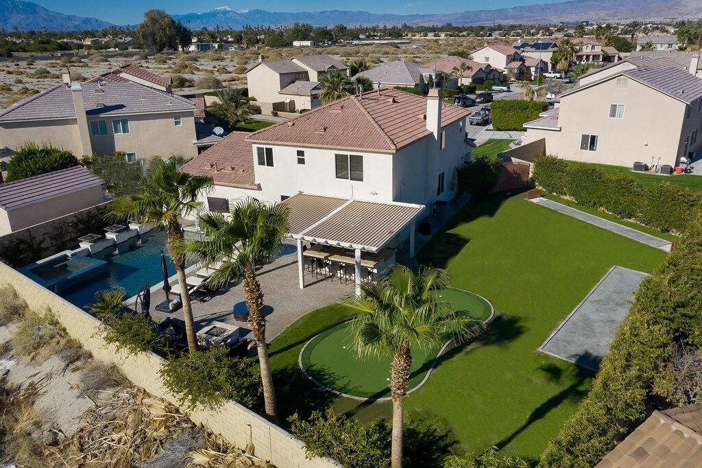 Ihr eigenes Resort mit wunderschönem Pool, Musik und Spaß in der kalifornischen Sonne! in Coachella, Coachella Valley
