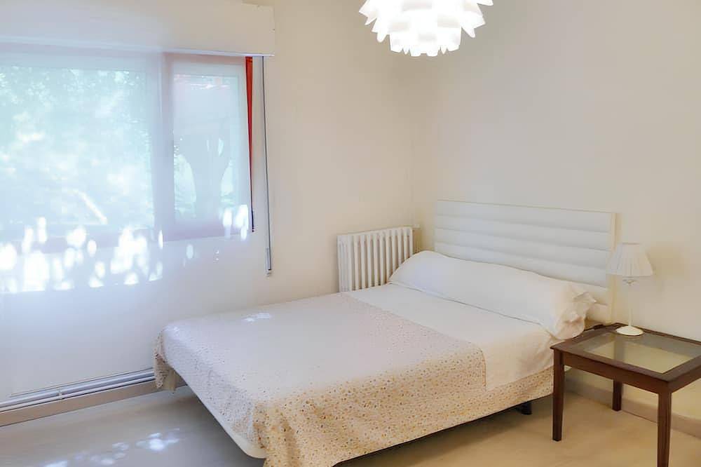 Entire apartment, Homerez - Cosy apartment in Mogor with sea view terrace - 40 m² in Marín, Rías Baixas