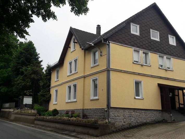 Ganze Ferienwohnung, Willkommen im Kalletal - Ferienwohnung max. 3 P. 1 sep.Schlafzimmer in Kalletal, Kreis Lippe